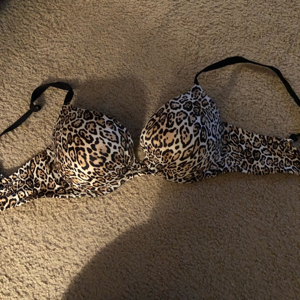 Victoria secrets leopard padded bra!